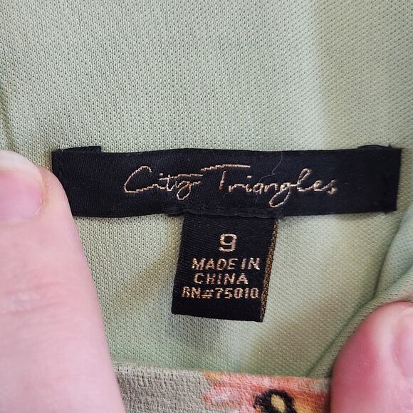 City Triangle Floral Halter Neck Skater Dress Back Zip Green Yellow Size 8 - Picture 7 of 11